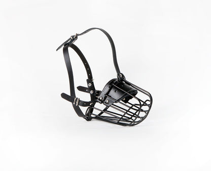 Black Rubber Basket Metal Muzzle